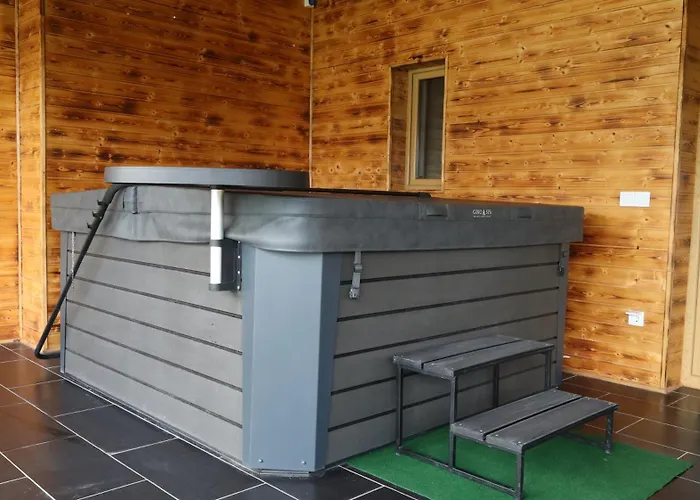 Holdvirag Vendeghaz * Janoshalma